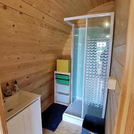 Charmant Pod En Bois Pres D'Un Plan D'Eau Nielles-les-Ardres Exterior photo