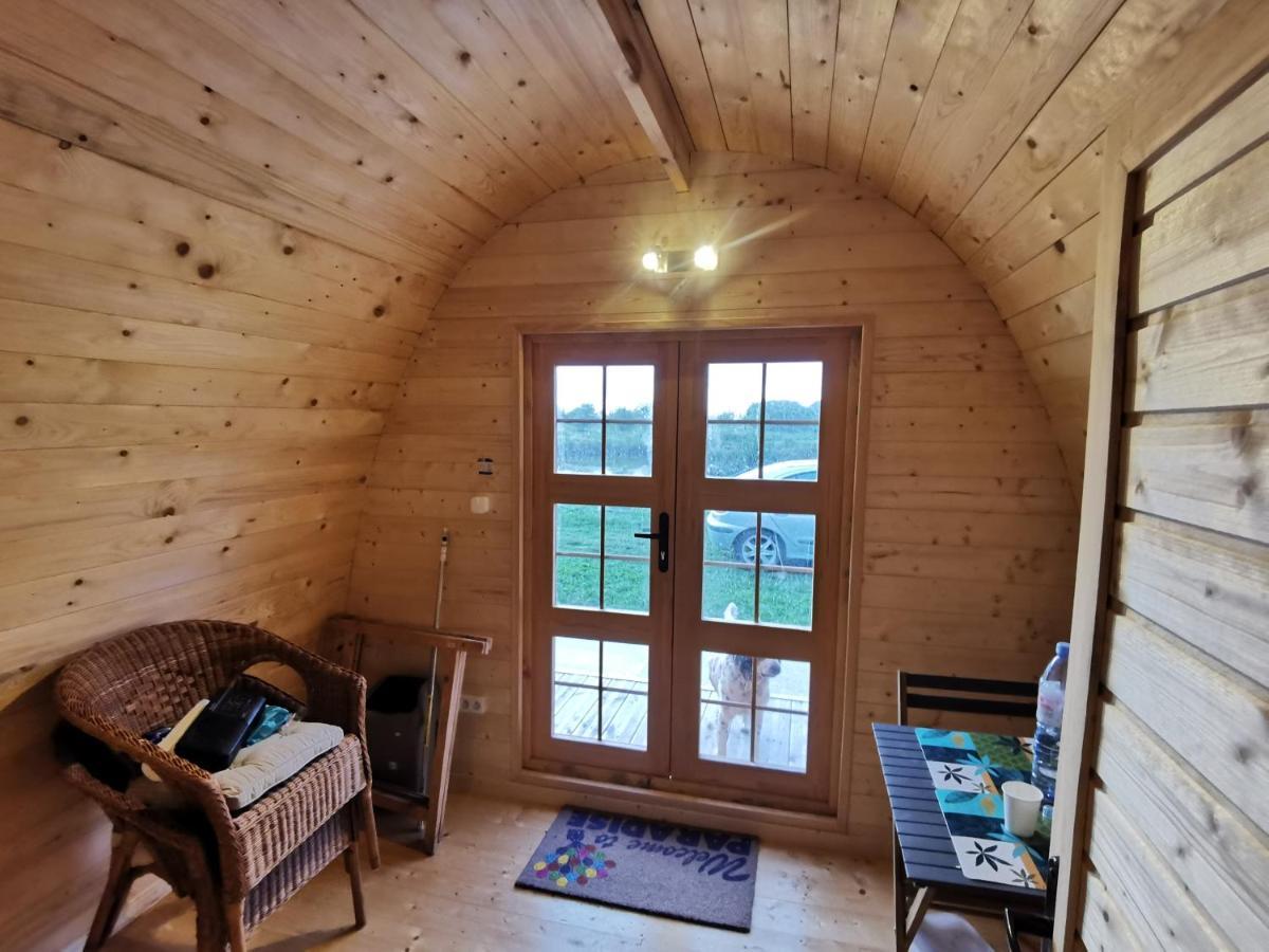 Luxuszelt Pod En Bois Pres D'un Plan D'eau *